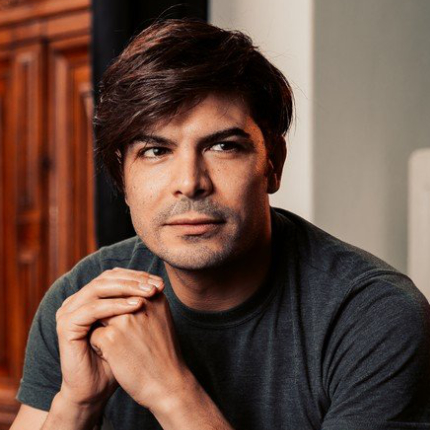 Noah Valentyn (1986)